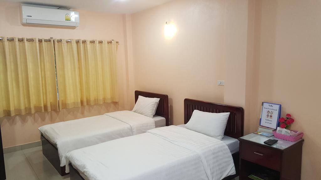 Jirasin Hotel & Apartment Ранонг Номер фото