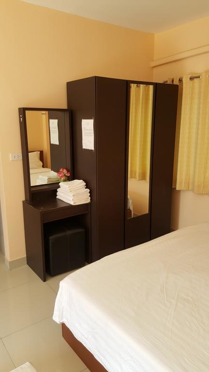 Jirasin Hotel & Apartment Ранонг Екстер'єр фото