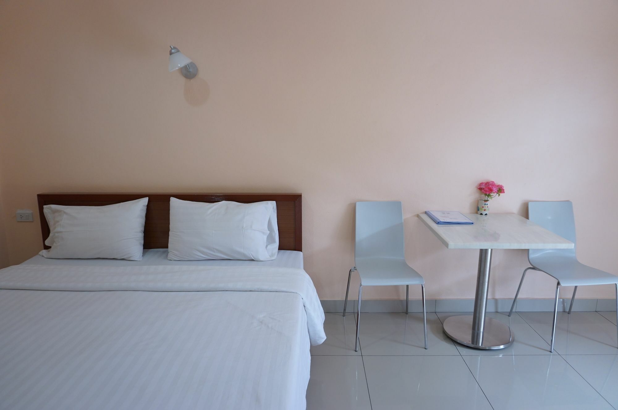 Jirasin Hotel & Apartment Ранонг Екстер'єр фото