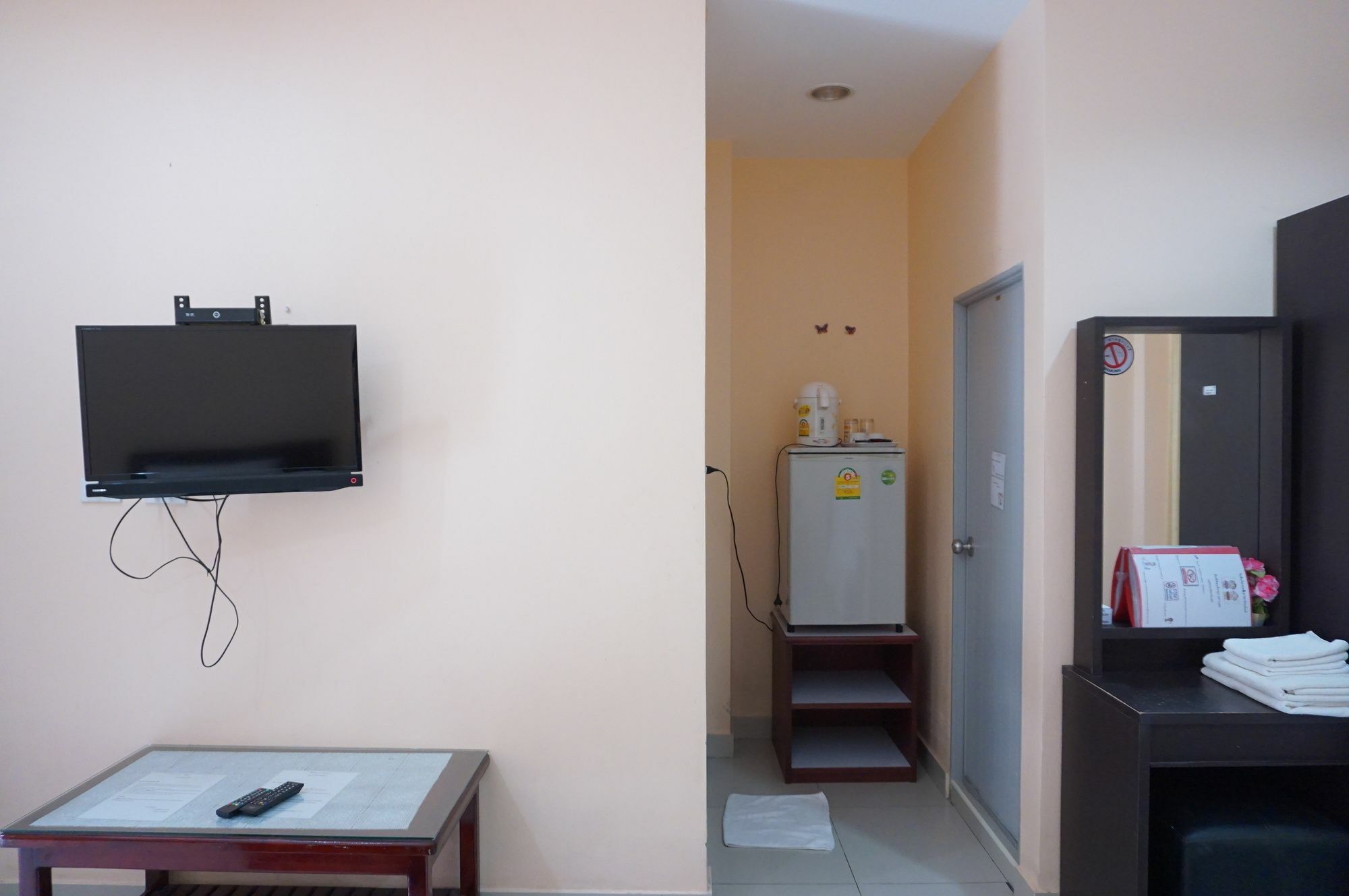 Jirasin Hotel & Apartment Ранонг Екстер'єр фото
