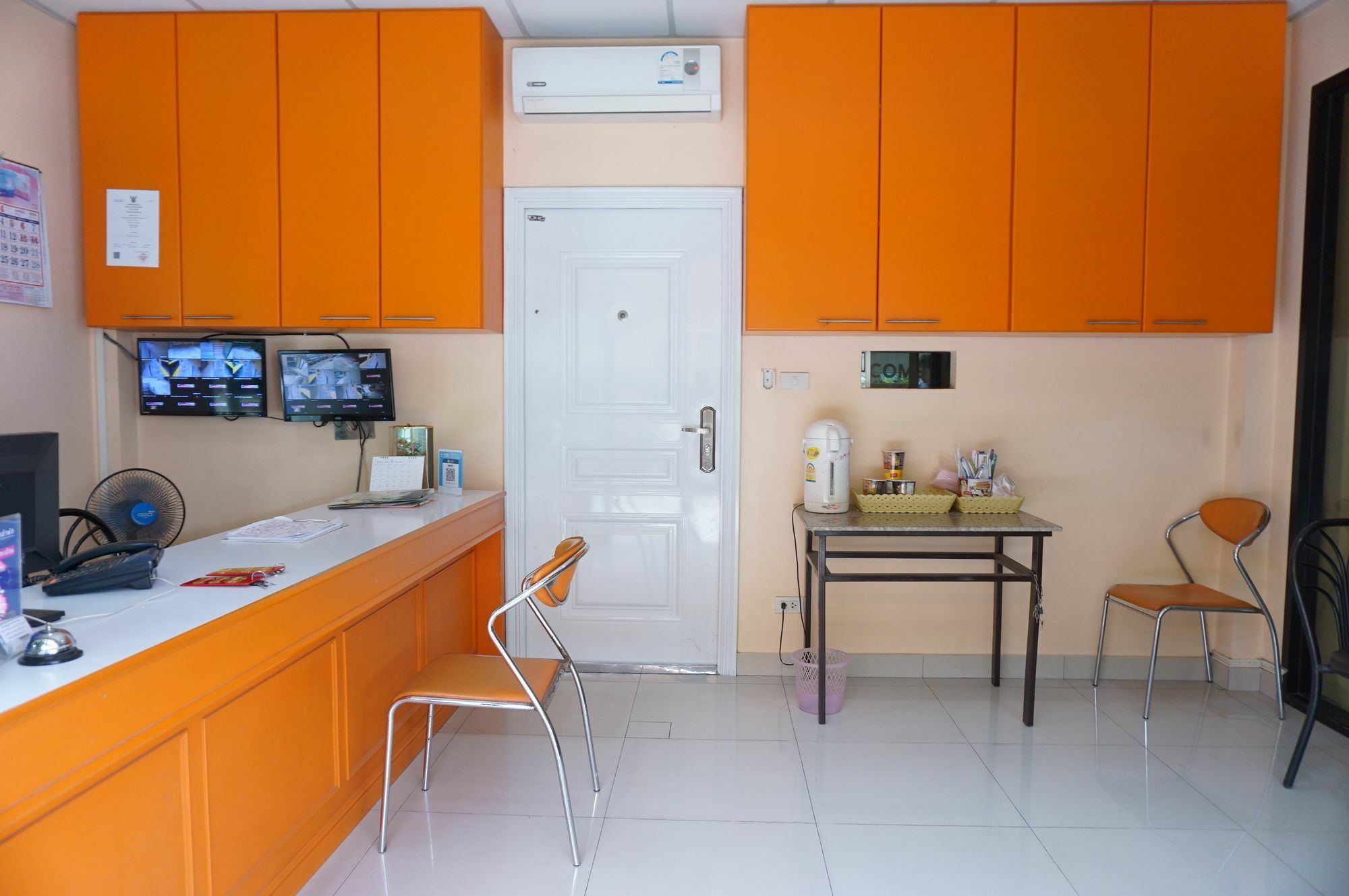Jirasin Hotel & Apartment Ранонг Екстер'єр фото