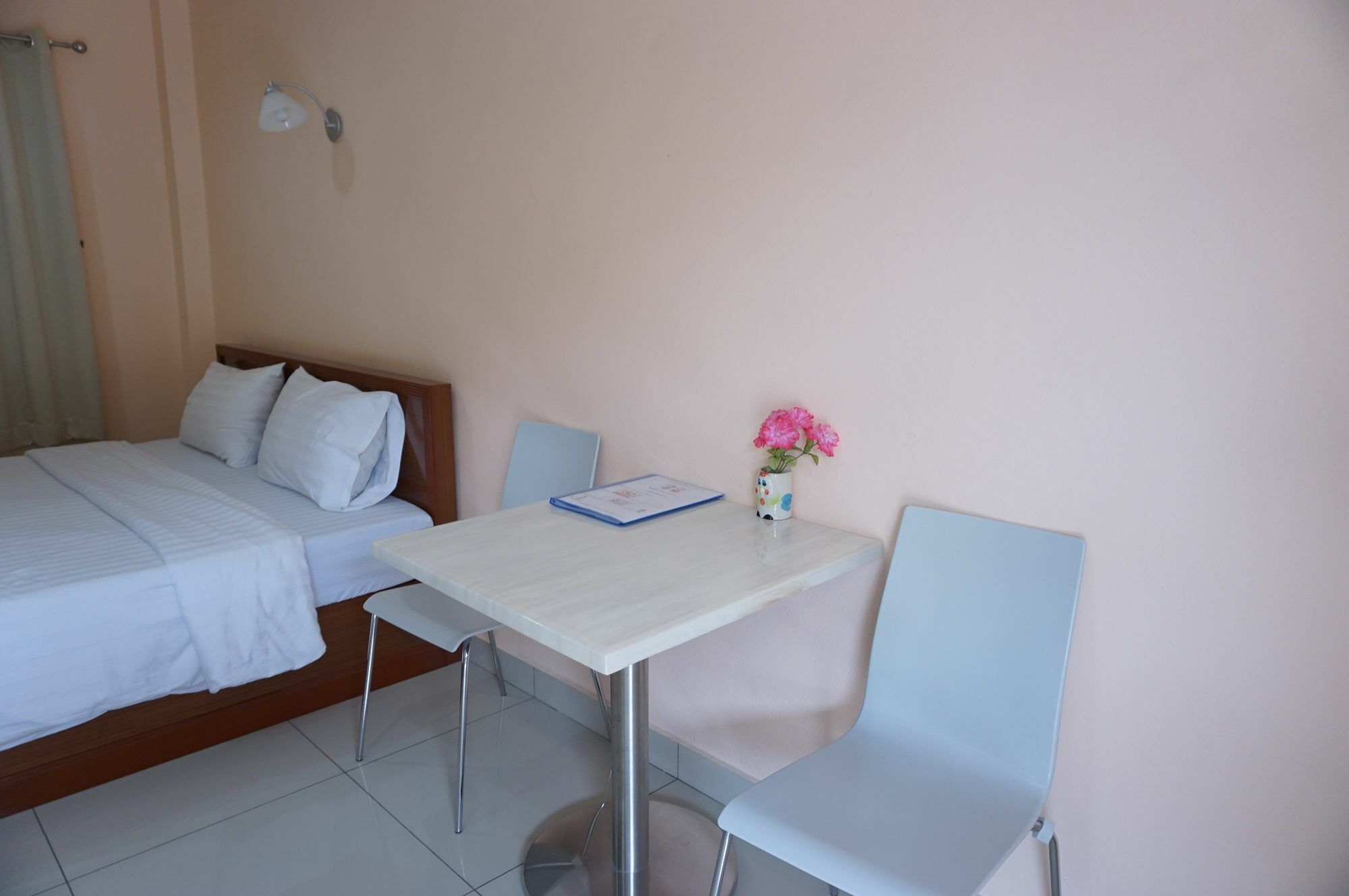 Jirasin Hotel & Apartment Ранонг Екстер'єр фото